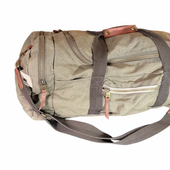 Steve Madden Canvas Duffel Bag Olive Green Travel Weekender Gym Tote - Picture 2 of 8